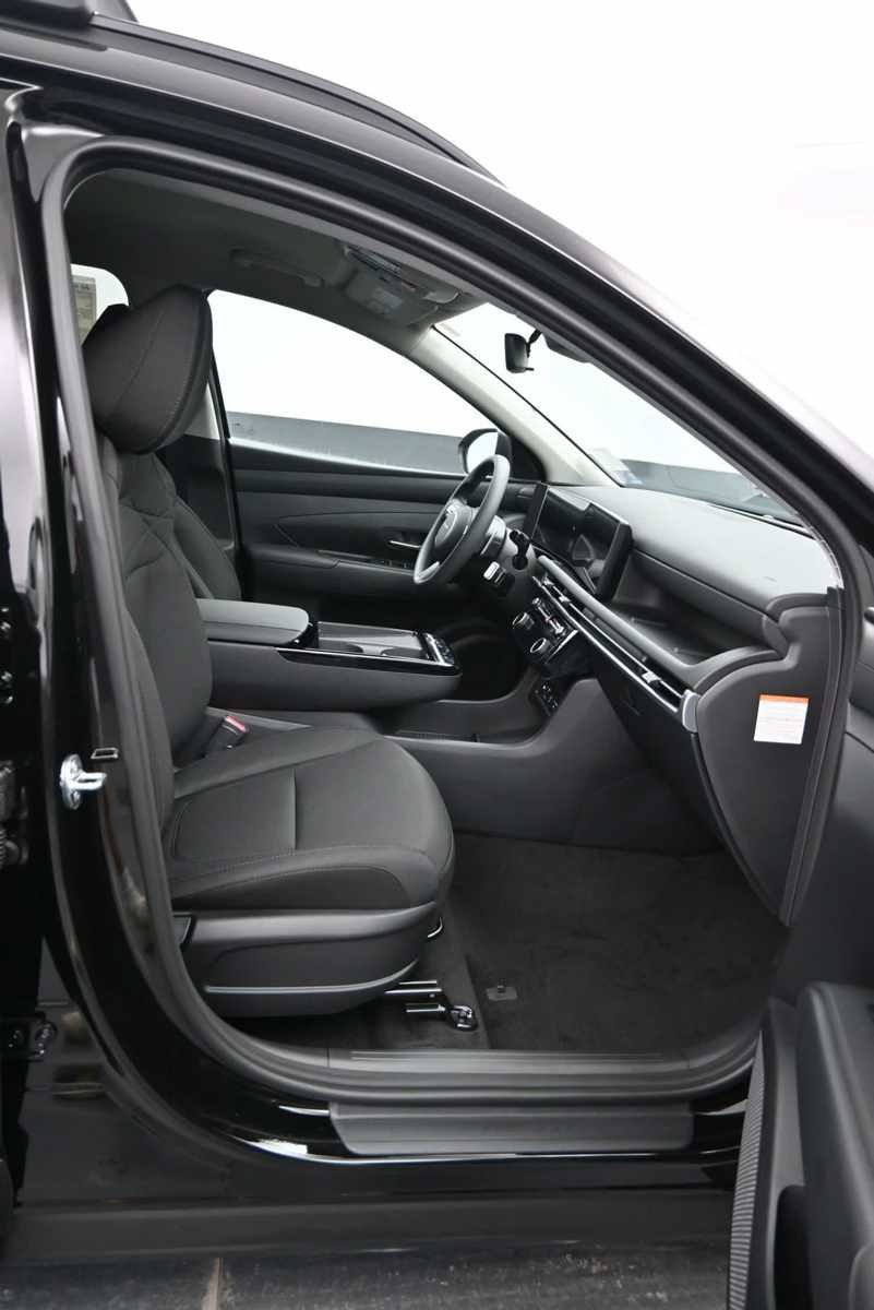 New 2026 Hyundai Tucson SEL FWD image 11