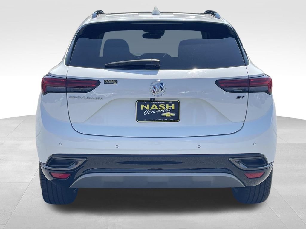 Used 2022 Buick Envision Essence w/ Technology Package I FWD image 4