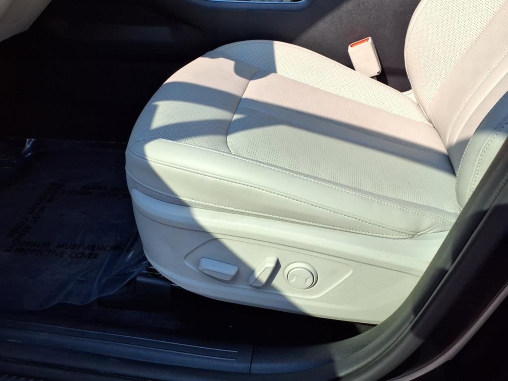Used 2025 Kia Sorento EX w/ Panoramic Sunroof Package image 24