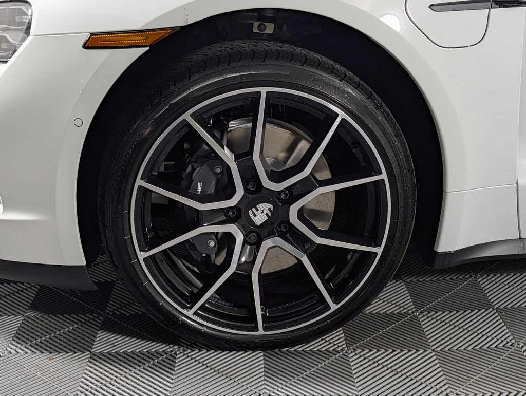 New 2026 Porsche Taycan AWD/4WD image 10
