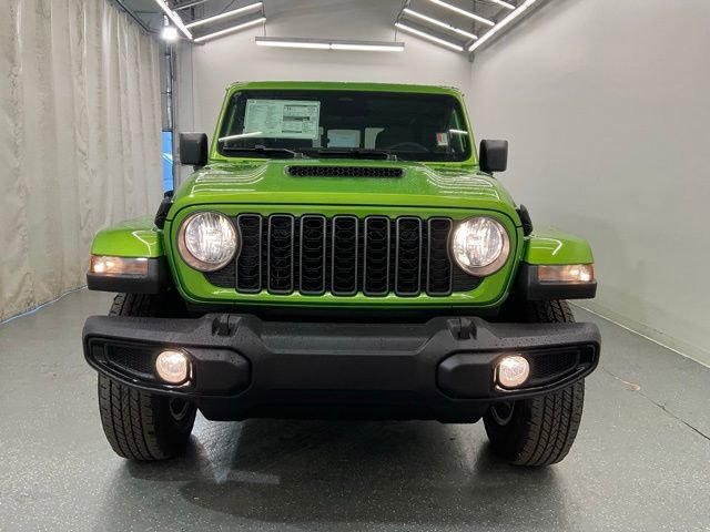 New 2026 Jeep Gladiator Sport AWD/4WD image 3