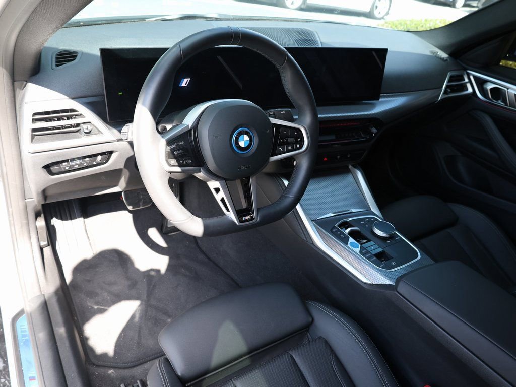 Used 2025 BMW i4 eDrive40 w/ M Sport Package image 15