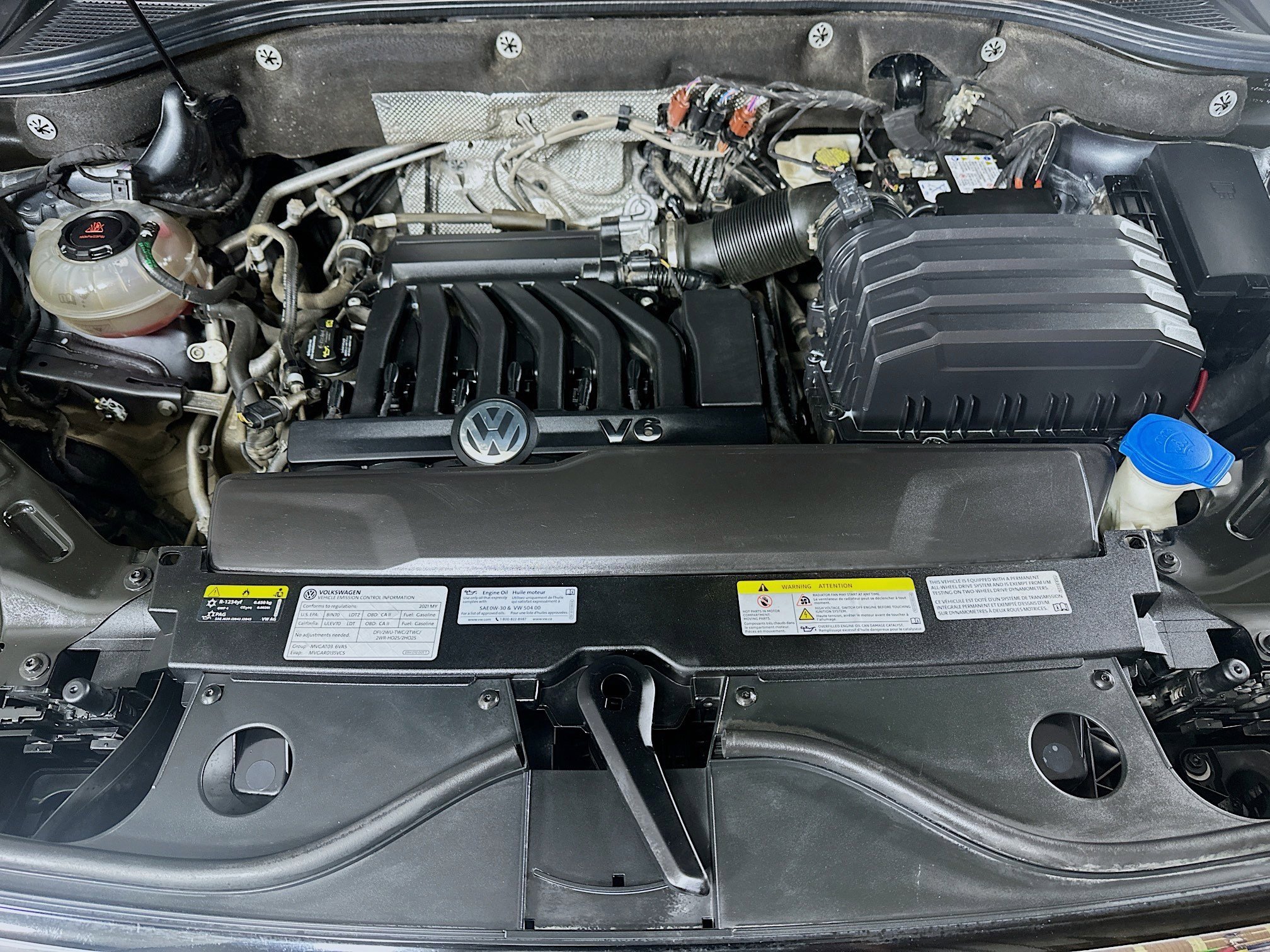 Used 2021 Volkswagen Atlas SEL Premium AWD/4WD image 32