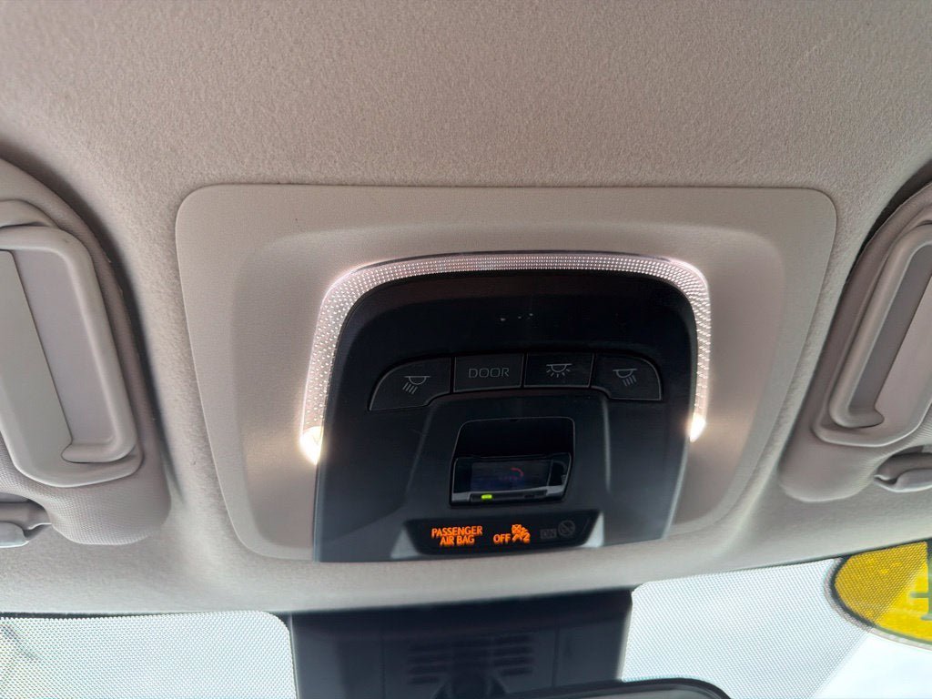 Used 2024 Toyota Corolla LE FWD image 15