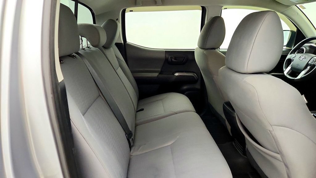 Used 2019 Toyota Tacoma SR5 AWD/4WD image 21
