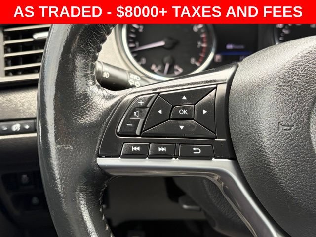 Used 2018 Nissan Rogue SV w/ Premium Package FWD image 20
