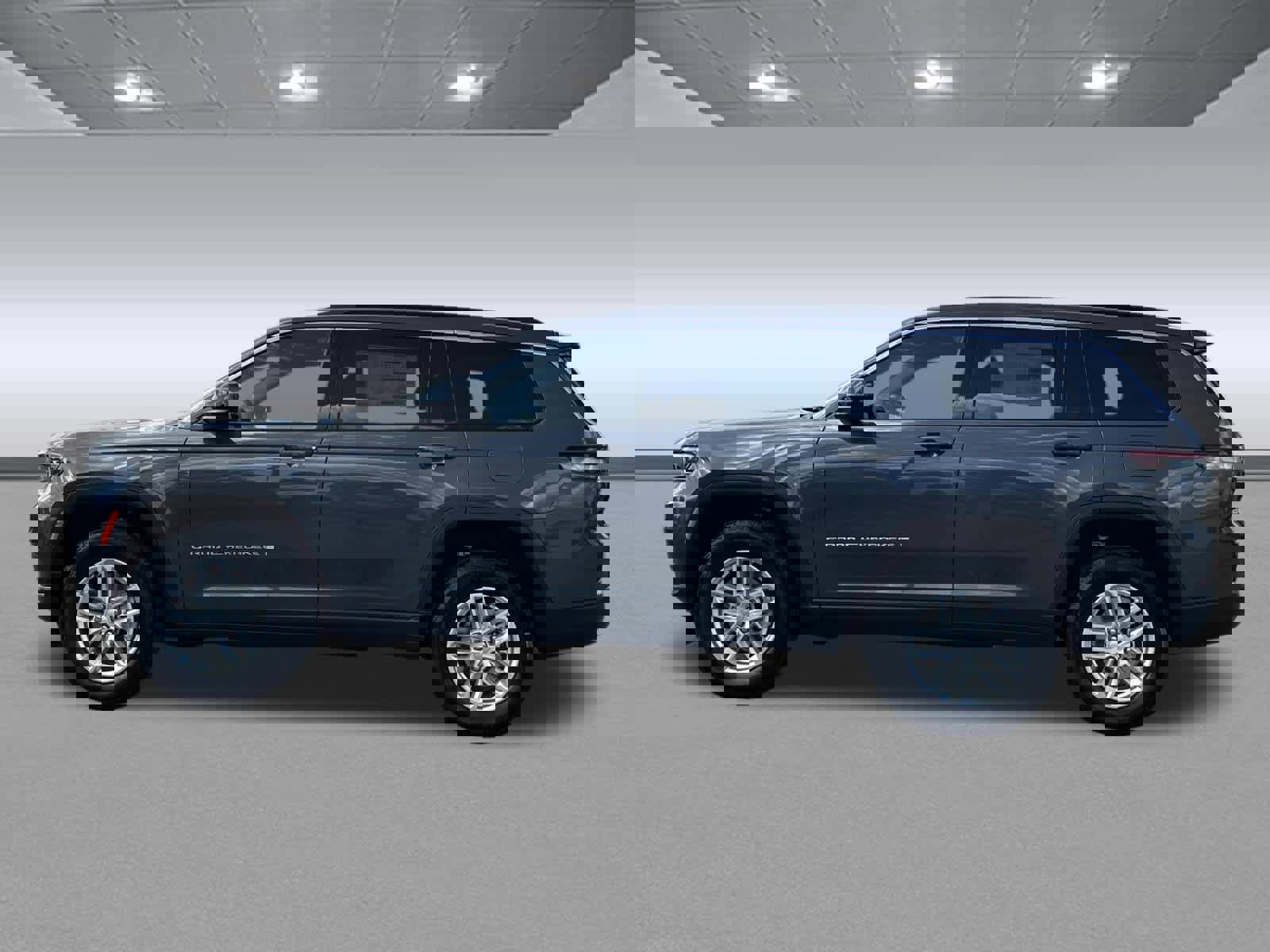 New 2025 Jeep Grand Cherokee L Laredo image 4
