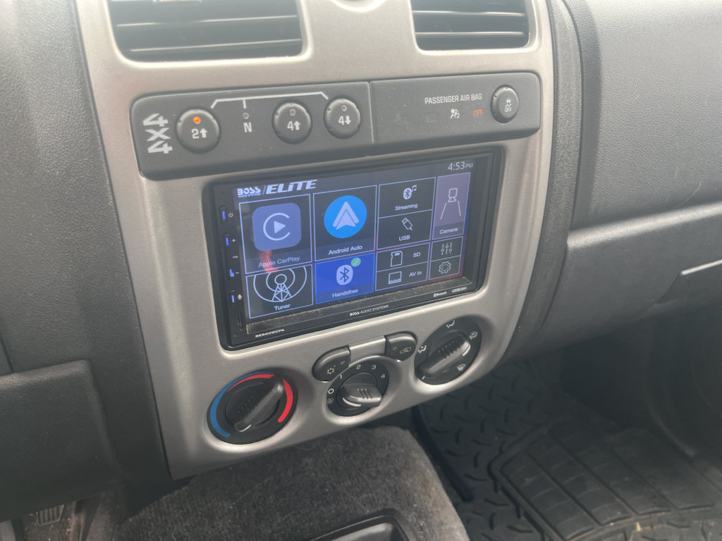 Used 2012 Chevrolet Colorado LT AWD/4WD image 12