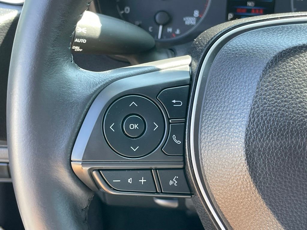 Used 2024 Toyota Corolla SE Nightshade image 16