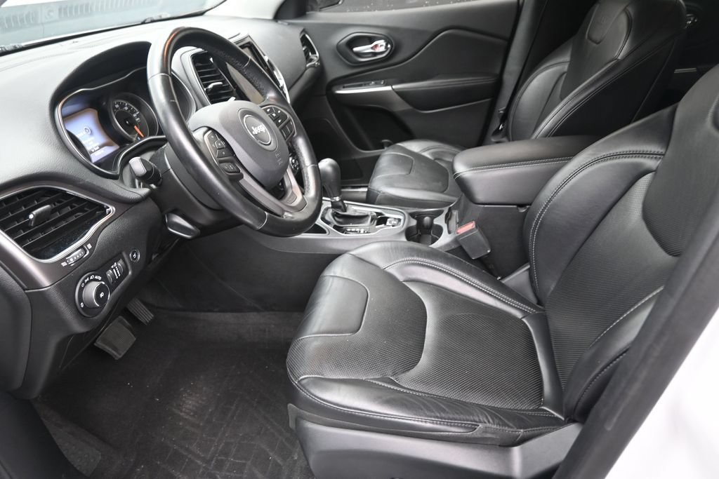 Used 2020 Jeep Cherokee Limited FWD image 12