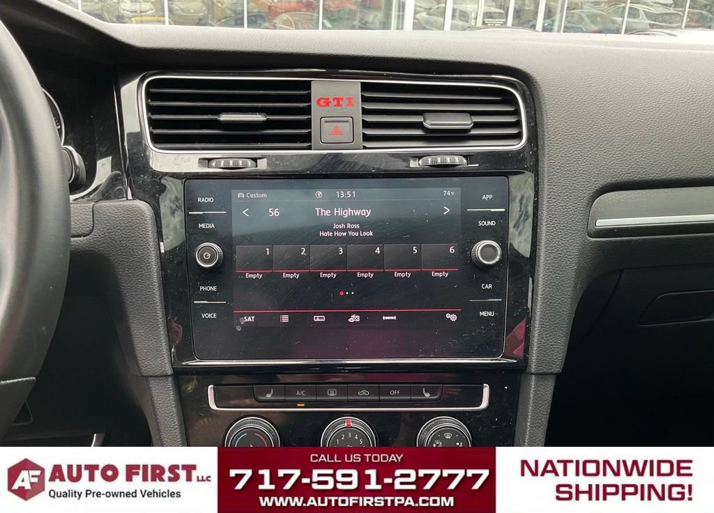 Used 2020 Volkswagen GTI SE FWD image 22