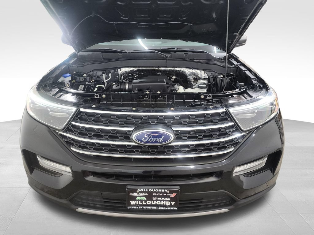 Used 2020 Ford Explorer XLT w/ Equipment Group 202A AWD/4WD image 35