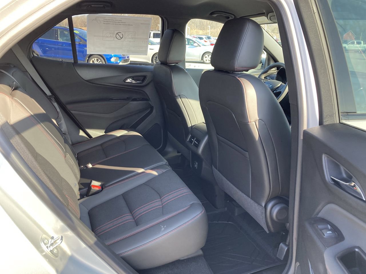 Used 2022 Chevrolet Equinox RS w/ LPO, Floor Liner Package AWD/4WD image 18