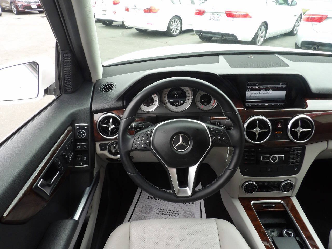 Used 2014 Mercedes-Benz GLK 250 BlueTEC 4MATIC image 5