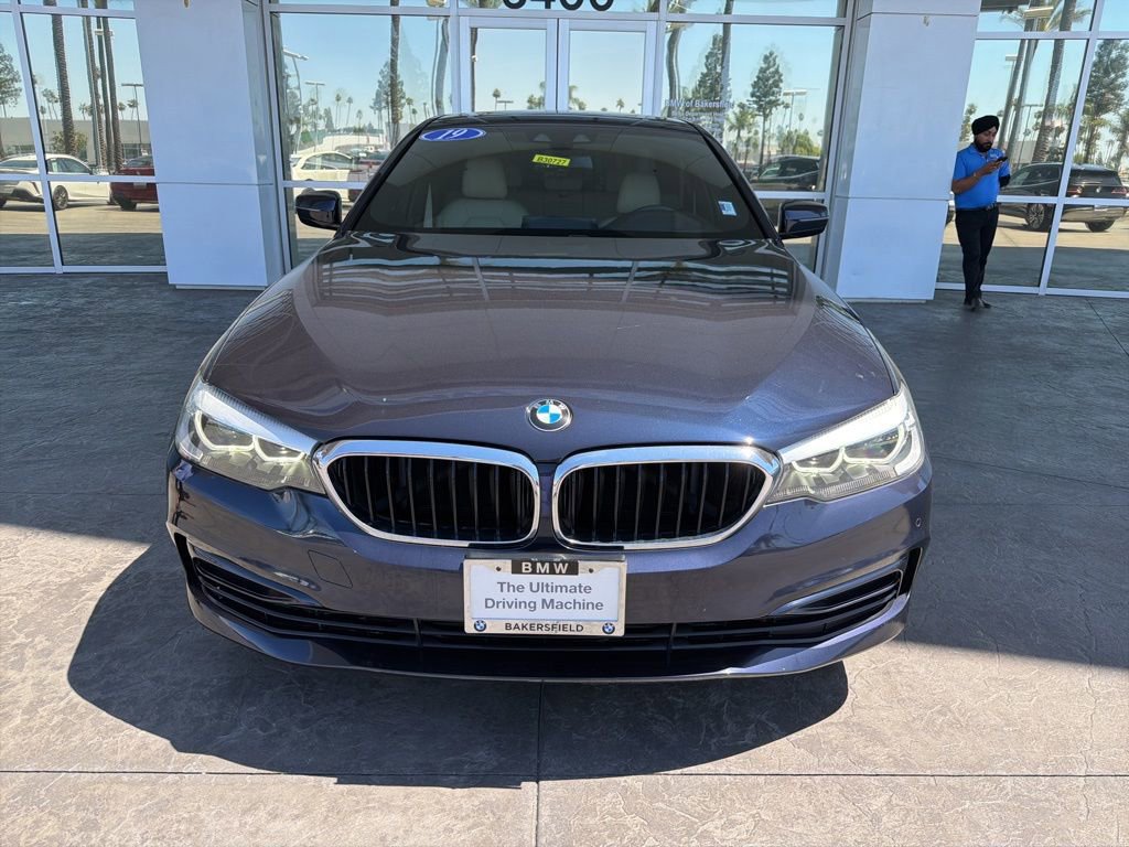Used 2019 BMW 540i w/ Convenience Package RWD image 2