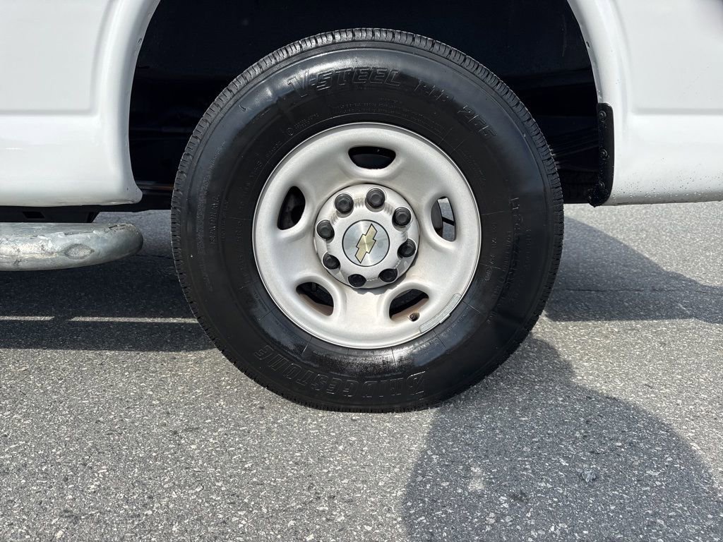 Used 2023 Chevrolet Express 2500 w/ Driver Convenience Package RWD image 22