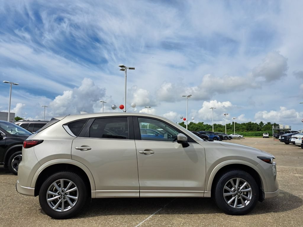 Used 2025 MAZDA CX-5 AWD 2.5 S w/ Select Package image 4