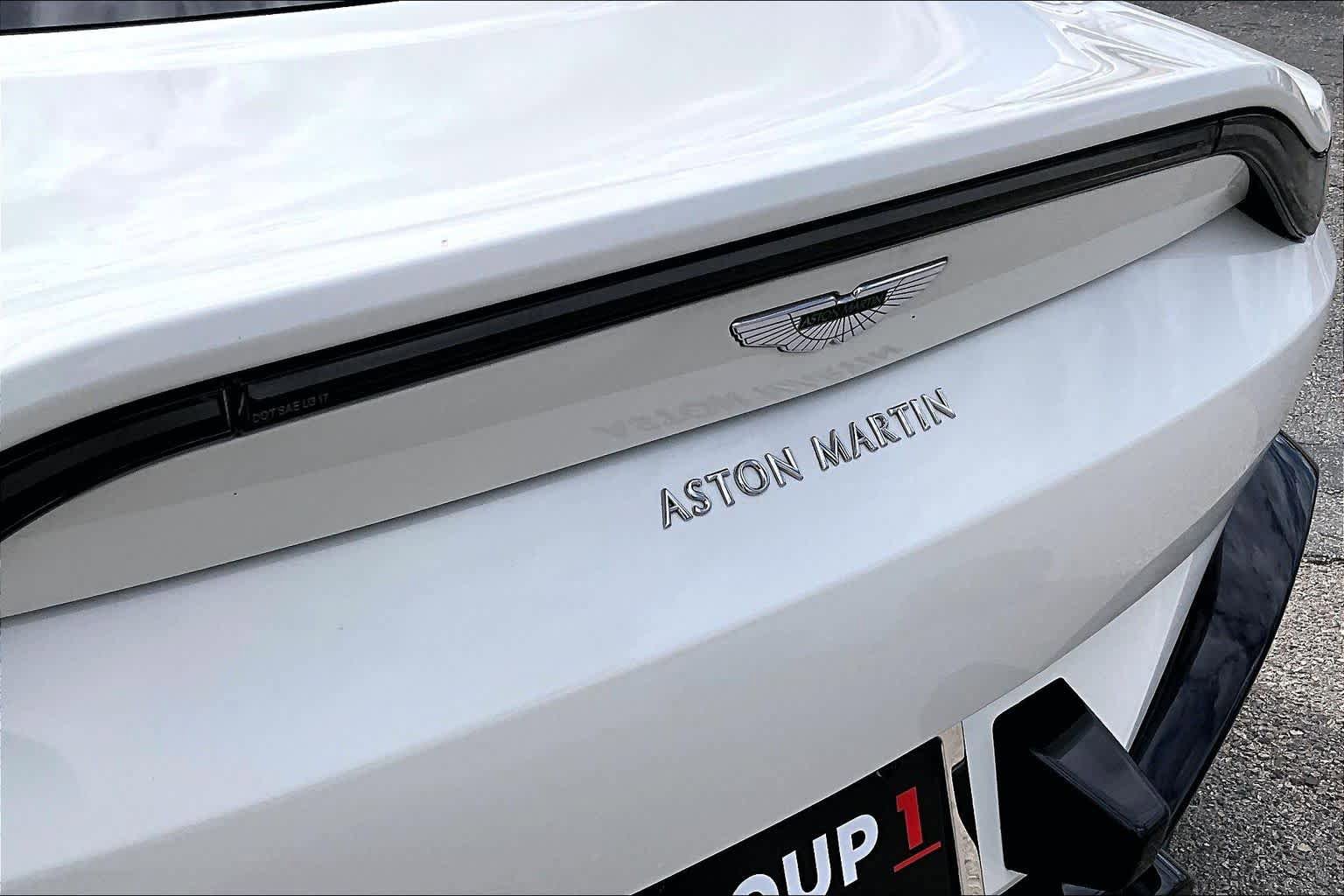 Used 2020 Aston Martin V8 Vantage Coupe image 13
