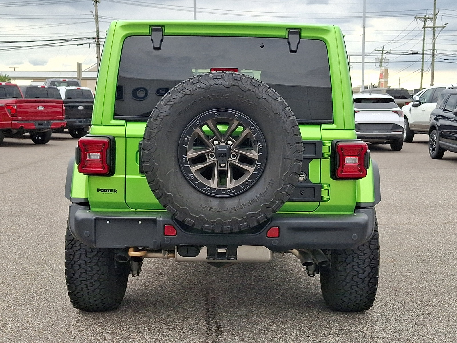 Used 2025 Jeep Wrangler Unlimited Rubicon 392 AWD/4WD image 9