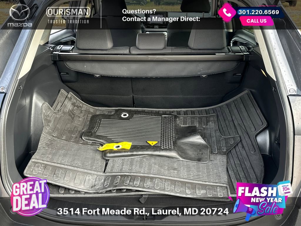 Used 2020 Toyota RAV4 LE image 21