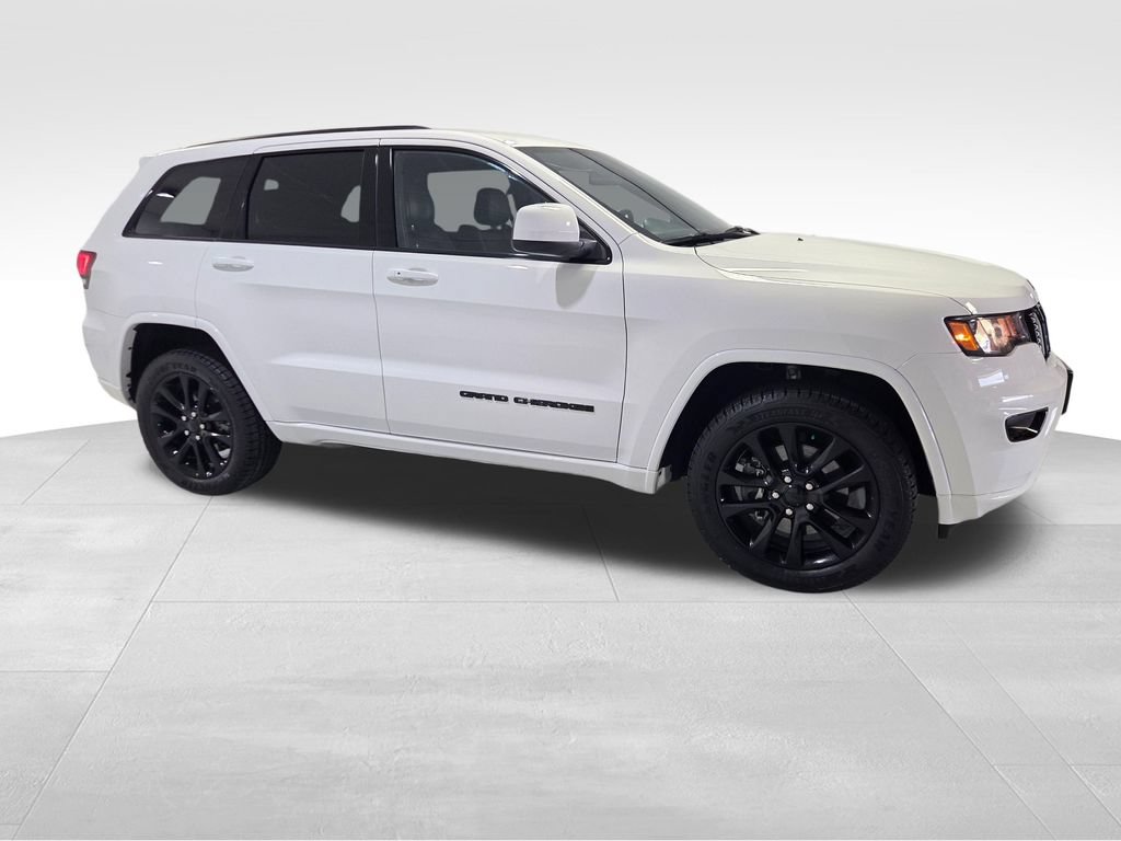 Certified 2021 Jeep Grand Cherokee Laredo X AWD/4WD image 27