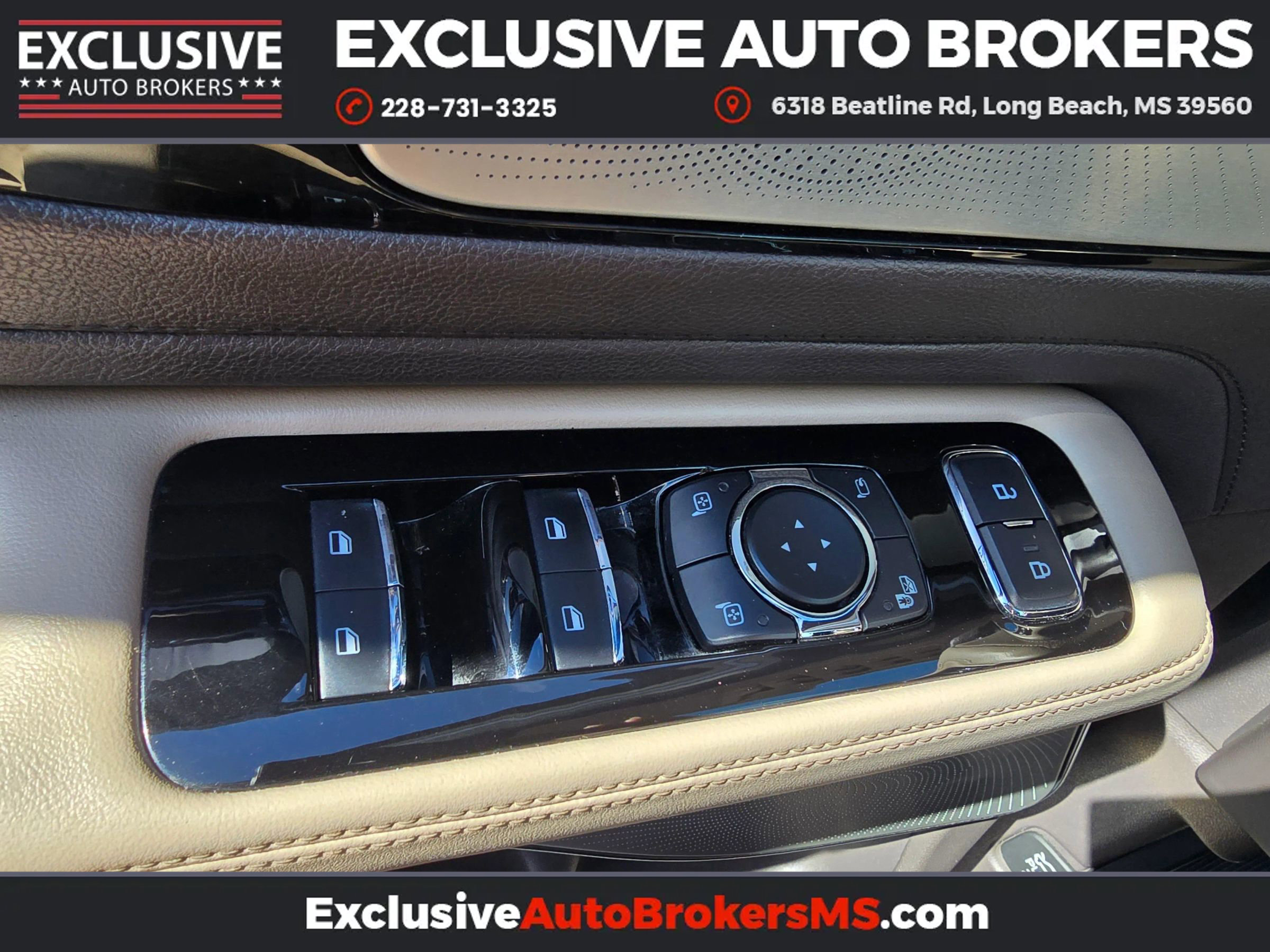 Used 2020 Lincoln Aviator Reserve w/ Equipment Group 201A image 27