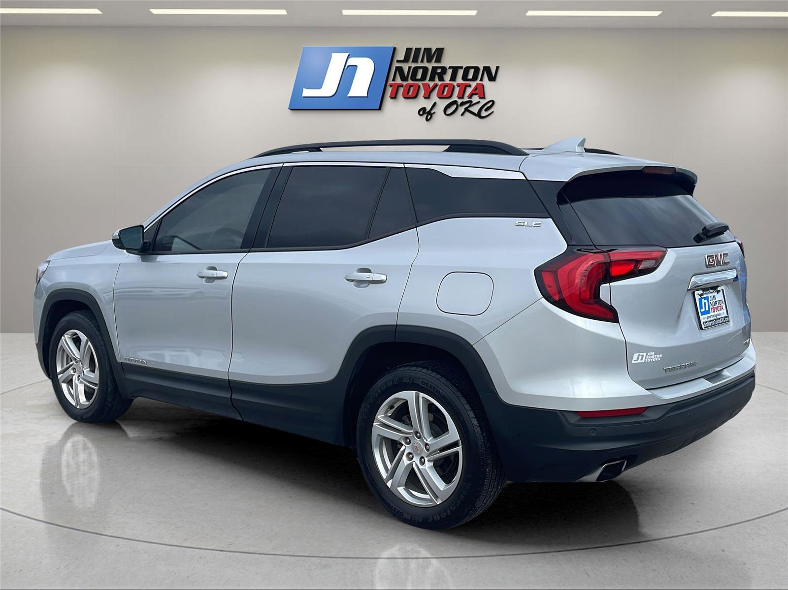 Used 2019 GMC Terrain SLE w/ Driver Convenience Package image 7