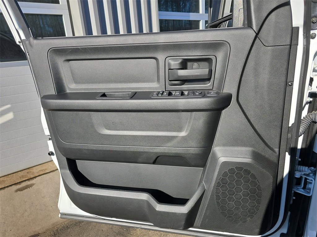 New 2024 RAM 2500 Tradesman w/ Chrome Appearance Group image 28