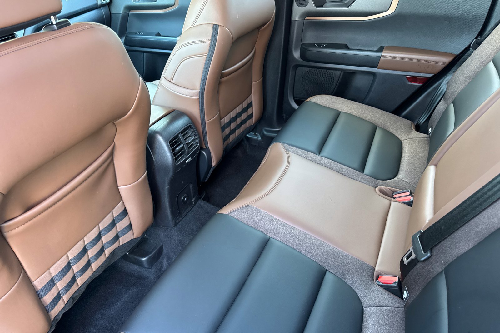 Used 2025 Ford Bronco Sport Outer Banks w/ Outer Banks Tech Package+ image 11