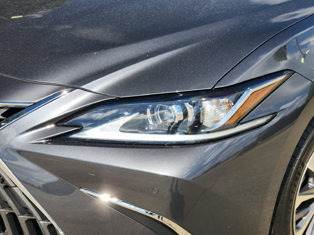Certified 2022 Lexus ES 350 w/ Premium Package FWD image 9