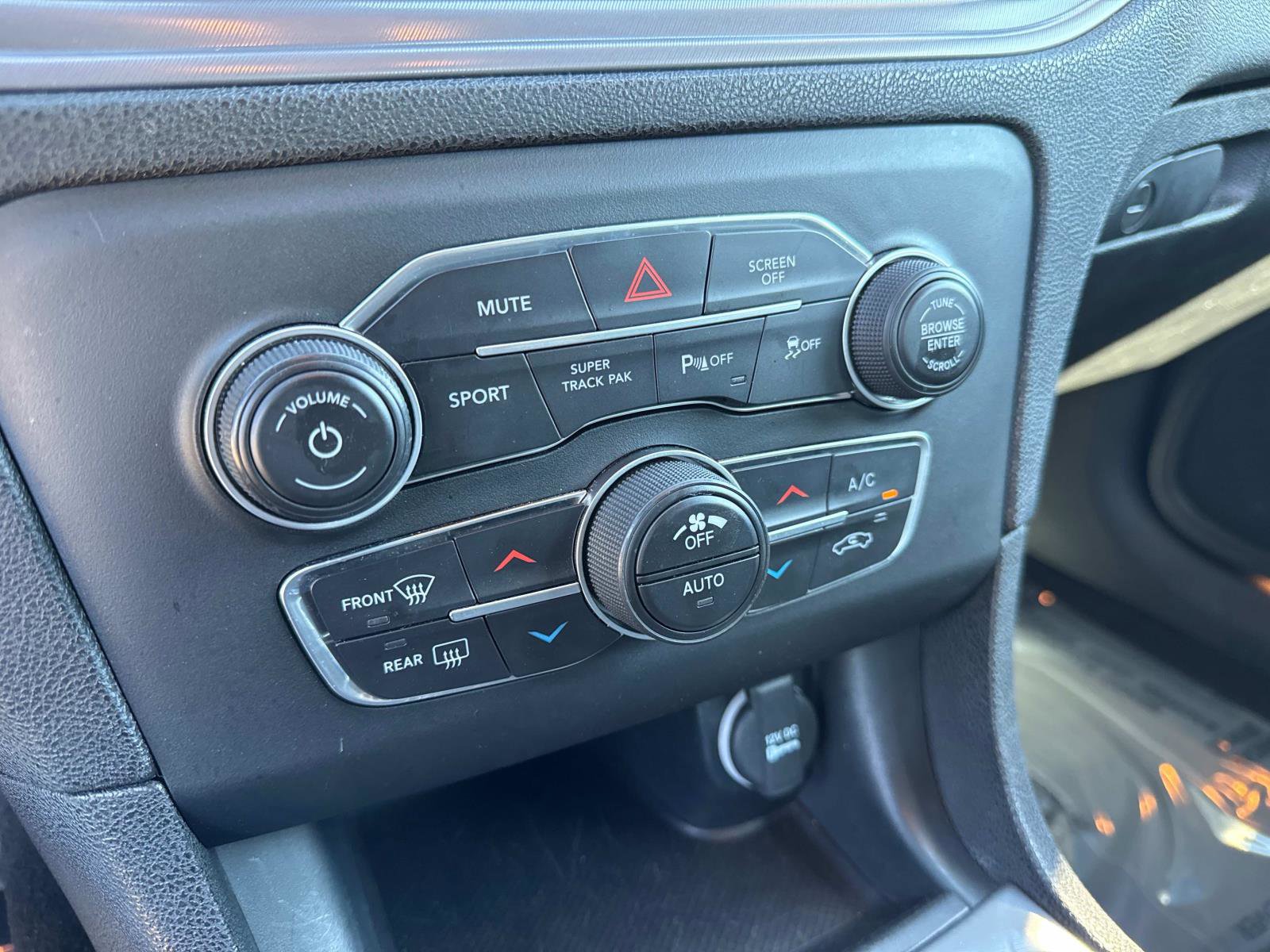 Certified 2023 Dodge Charger GT image 24