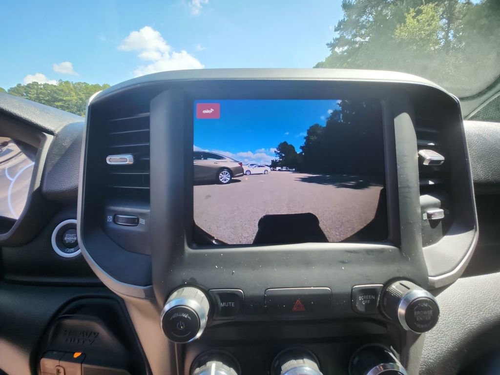 Used 2024 RAM 3500 Tradesman w/ Chrome Appearance Group image 19