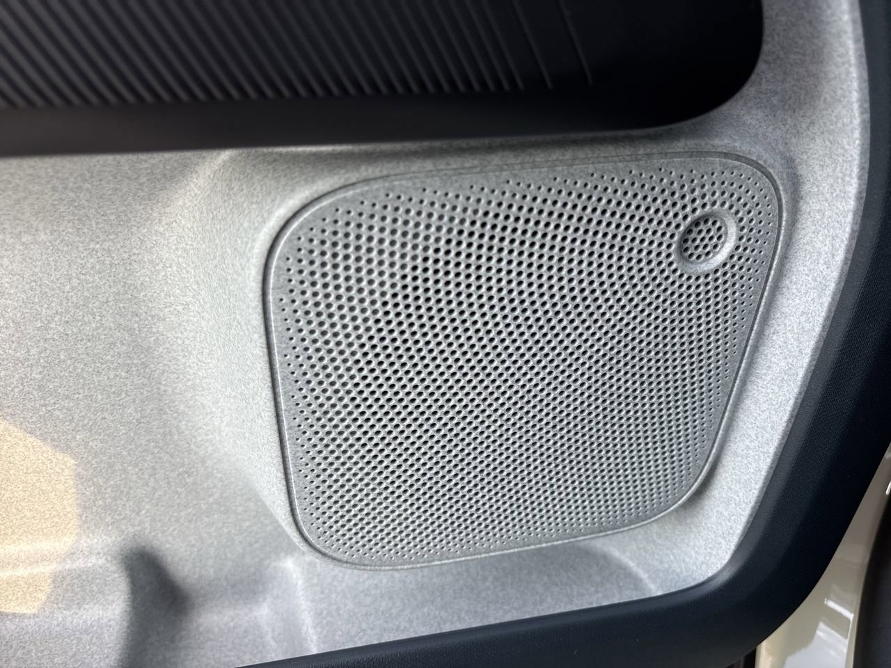 New 2025 Ford Maverick XLT image 18