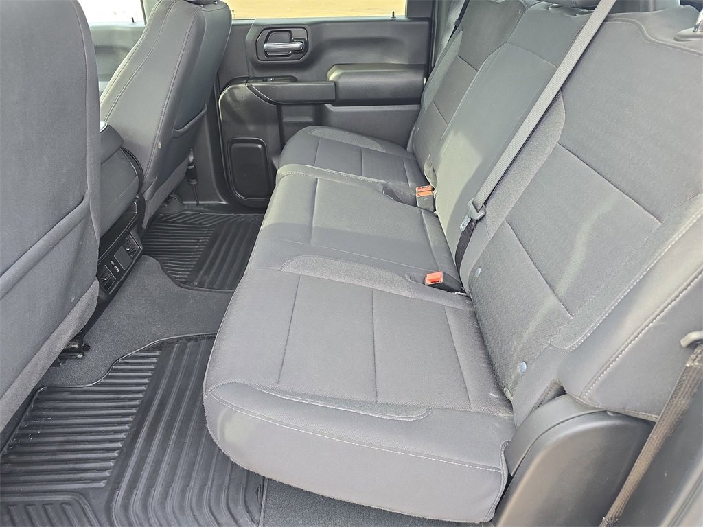 Used 2024 Chevrolet Silverado 2500 Custom w/ Custom Value Package image 14