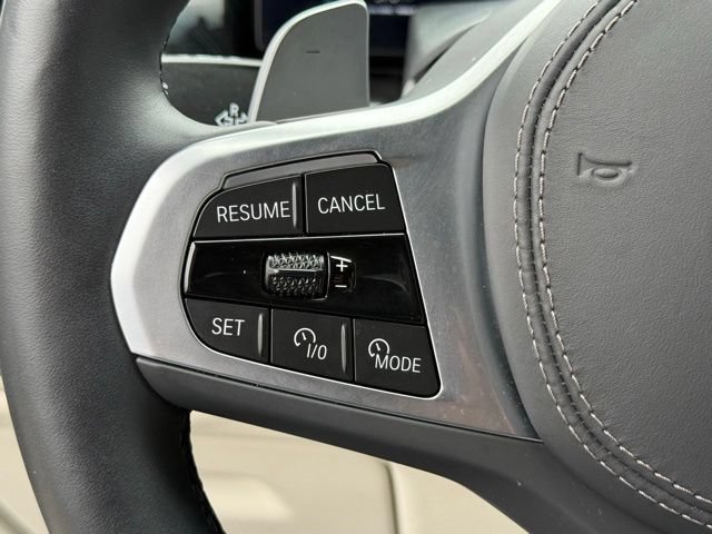 Used 2026 BMW X7 xDrive40i w/ M Sport Package AWD/4WD image 25