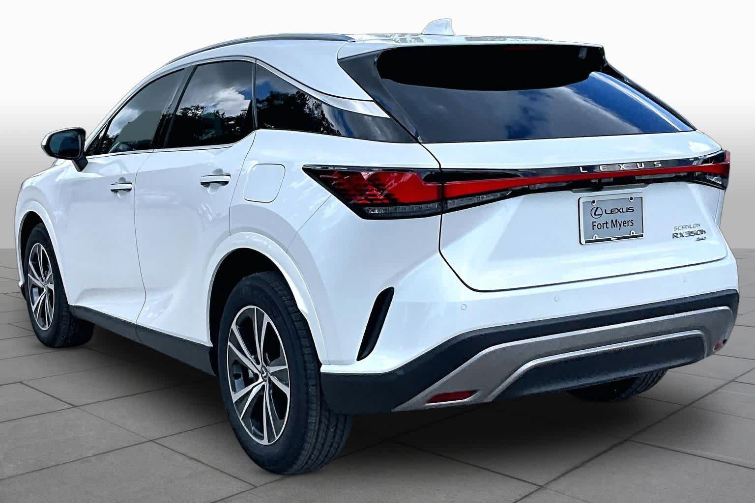Used 2024 Lexus RX 350h w/ Accessory Package (Z1) AWD/4WD image 11