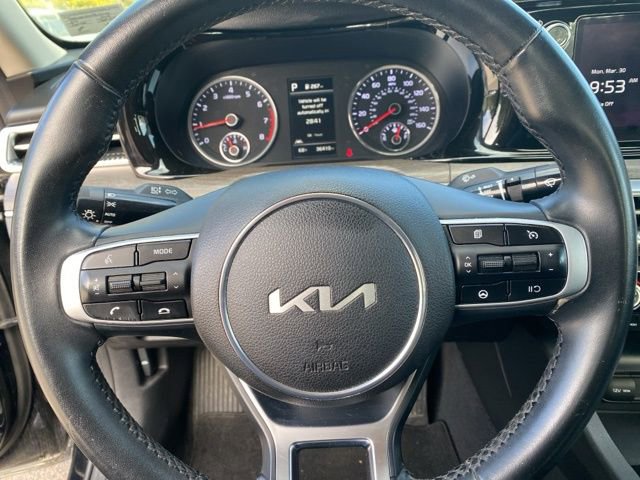 Used 2023 Kia K5 EX image 18