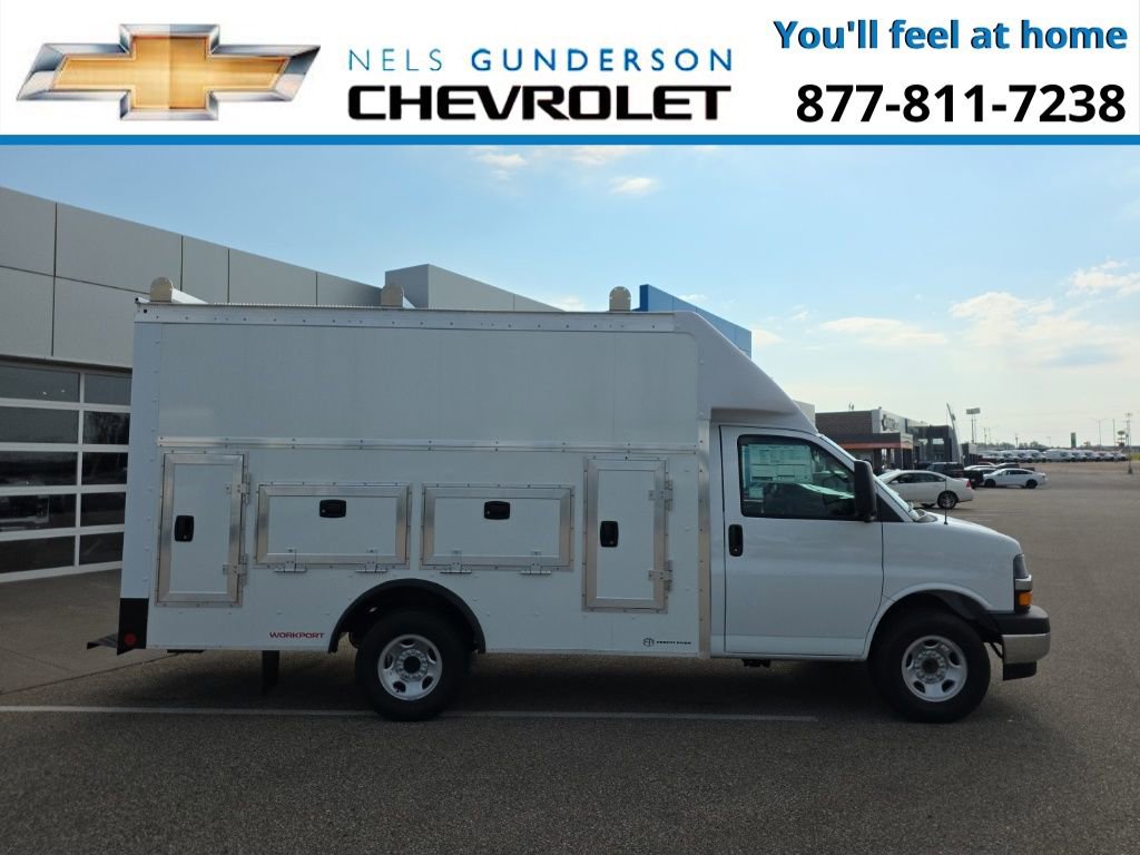 New 2025 Chevrolet Express 3500 w/ Power Convenience Package RWD image 7