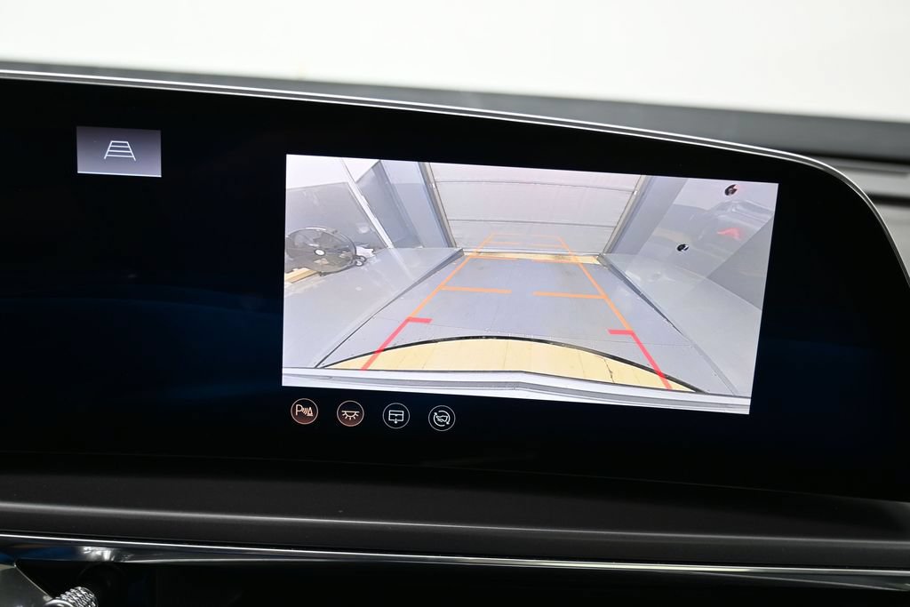Used 2024 Cadillac Lyriq Tech RWD image 24