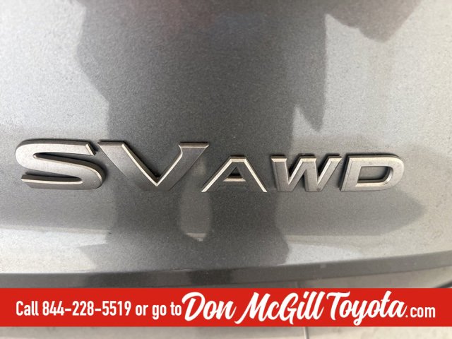 Used 2024 Nissan Rogue SV image 8