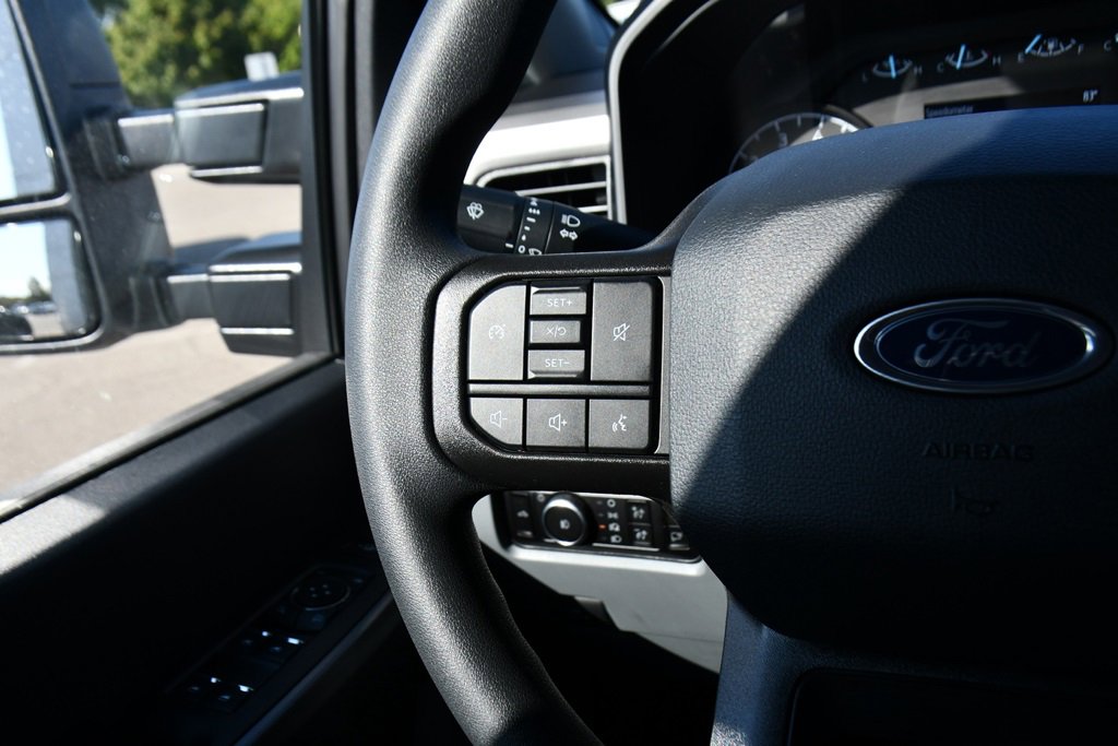 New 2026 Ford F350 XLT image 32
