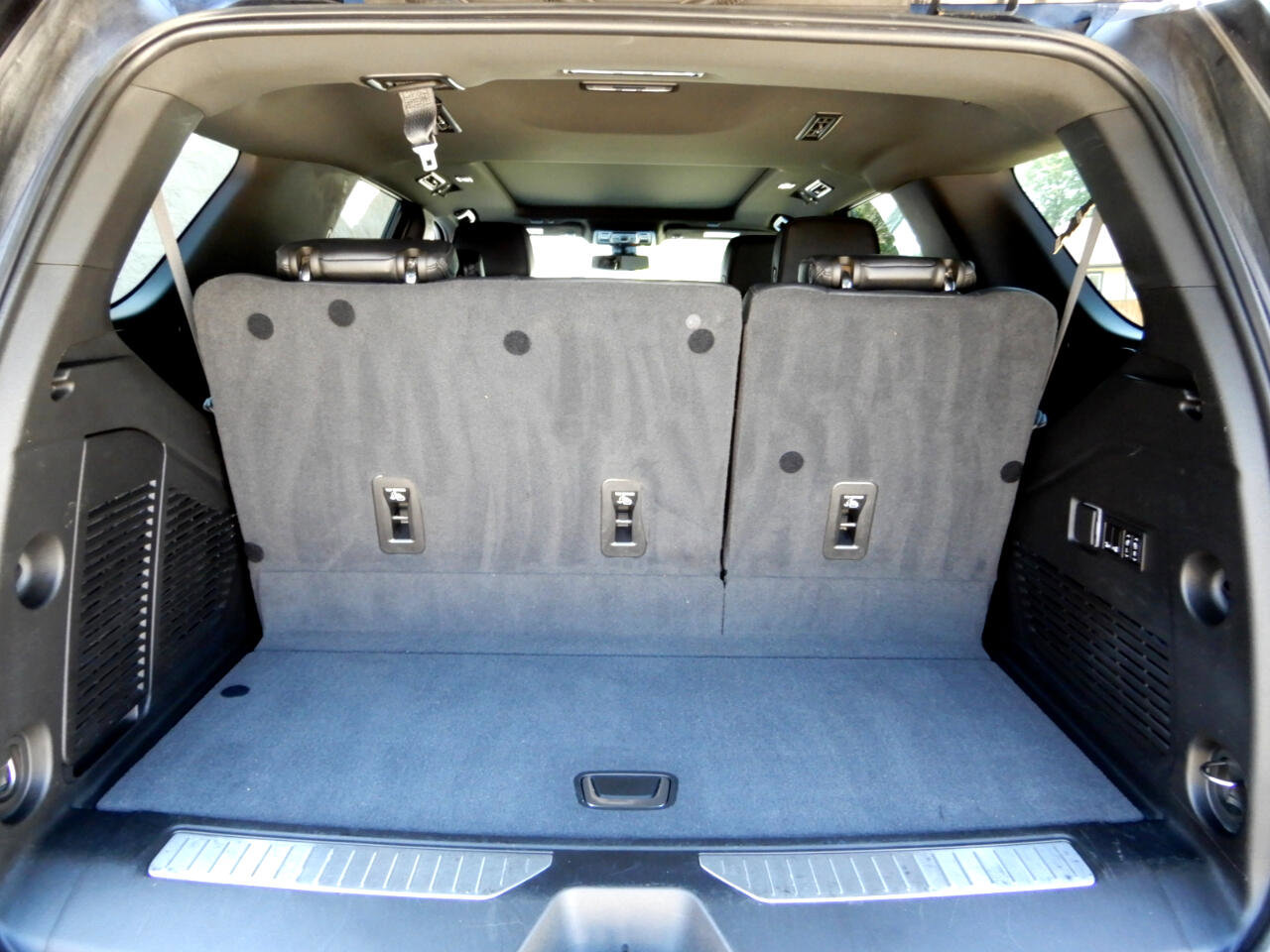 Used 2022 GMC Yukon Denali image 9