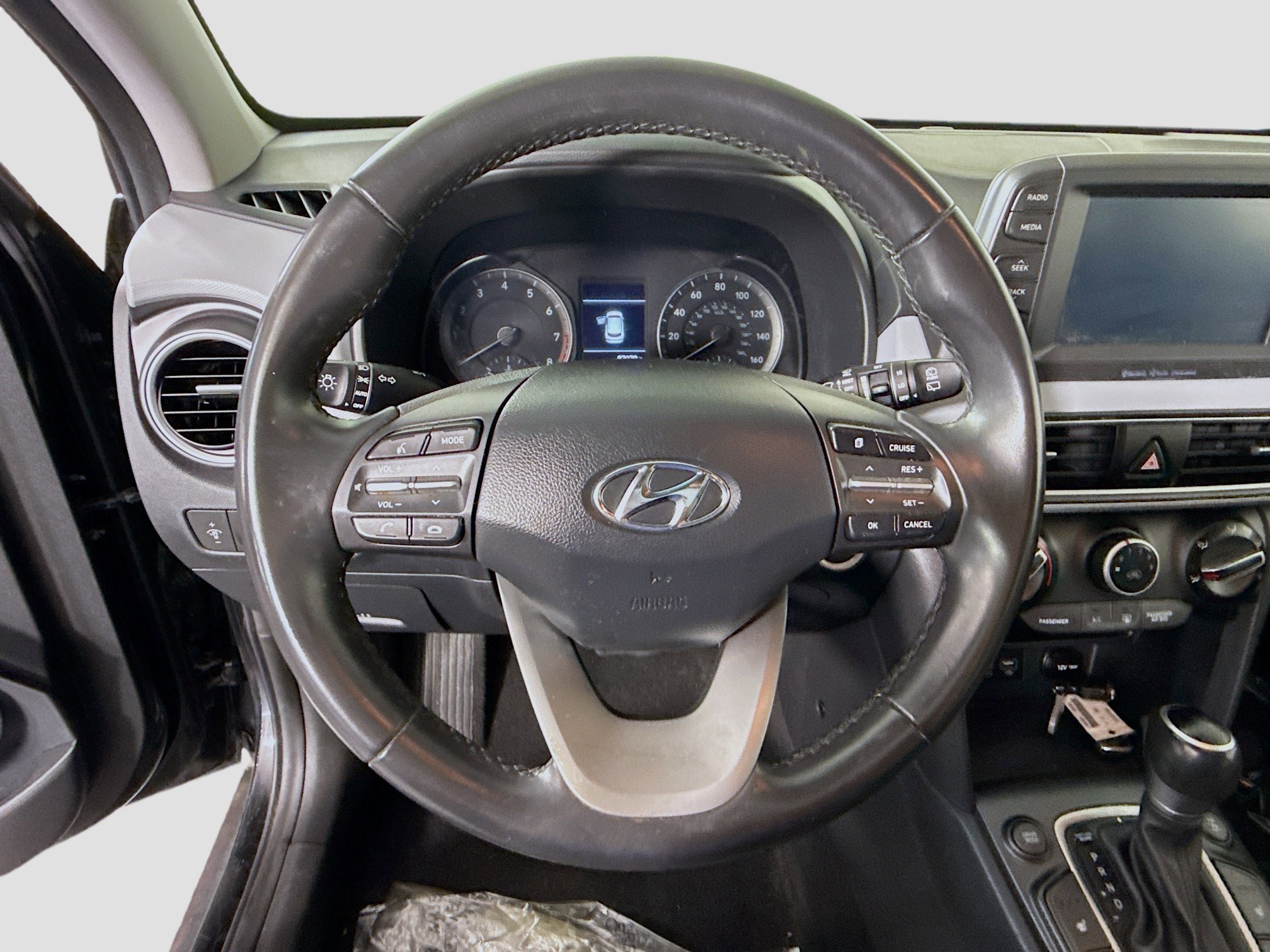 Used 2018 Hyundai Kona SEL image 13