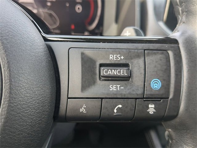 Used 2023 Nissan Rogue Platinum w/ Platinum Premium Package image 26