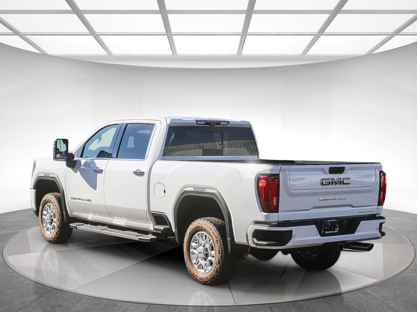 Used 2022 GMC Sierra 2500 Denali w/ Denali Ultimate Package image 2
