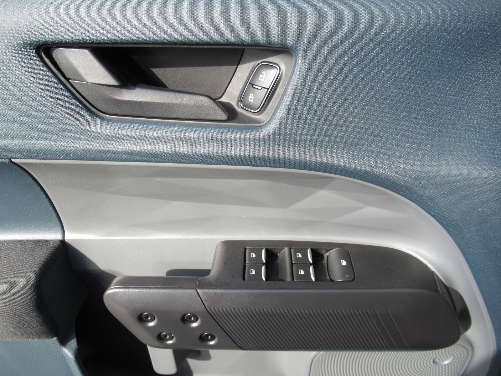 Used 2022 Ford Maverick XL FWD image 23