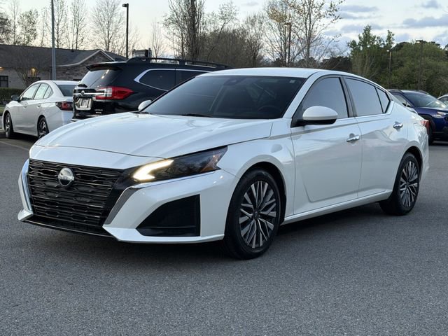 Used 2023 Nissan Altima 2.5 SV image 12