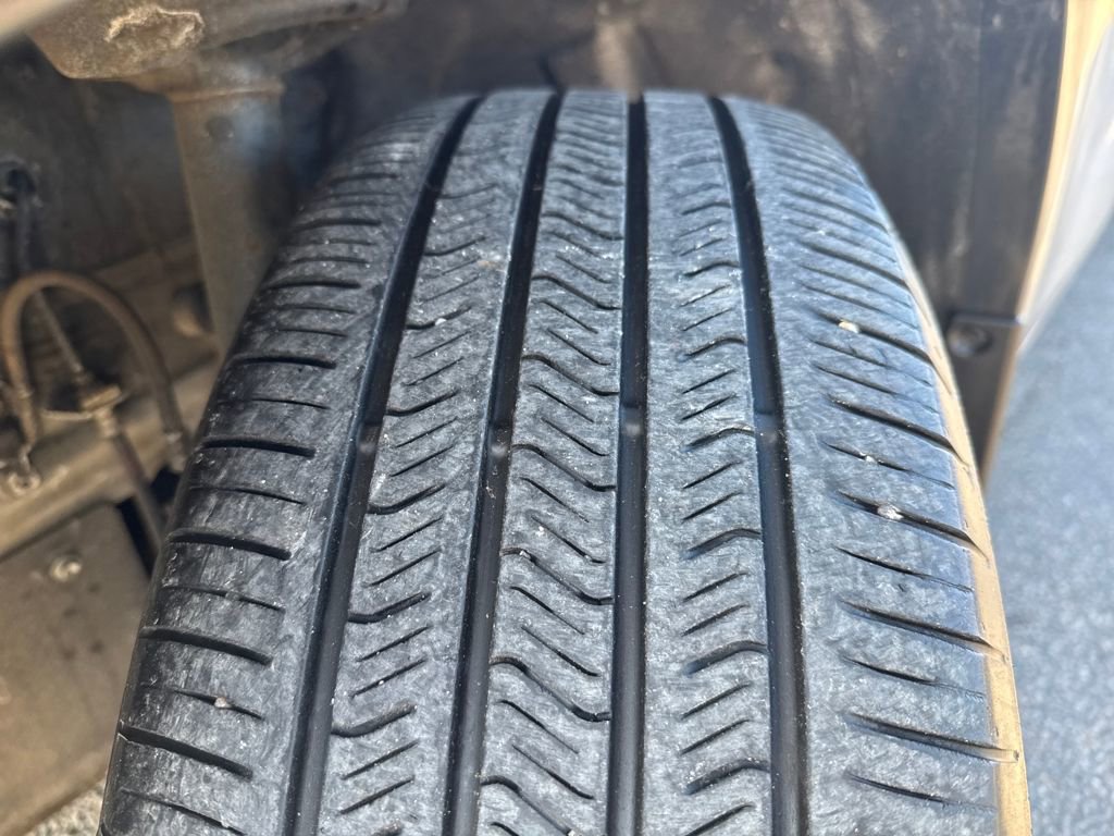 Used 2021 Toyota Highlander LE image 45