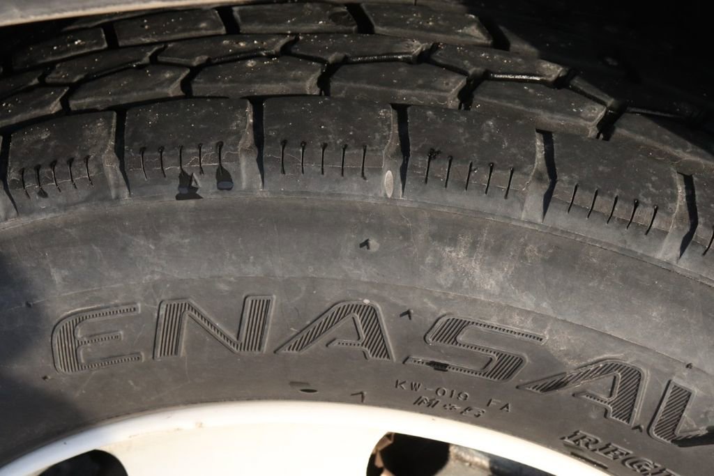 Used 2023 Chevrolet Low Cab Forward 5500XD image 43