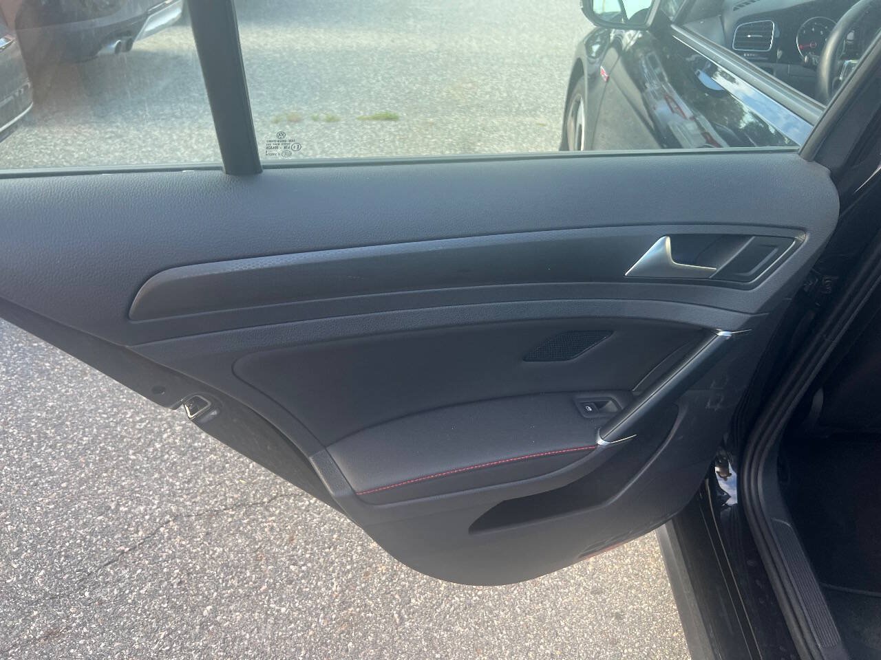 Used 2019 Volkswagen GTI SE w/ SE Experience Package FWD image 18